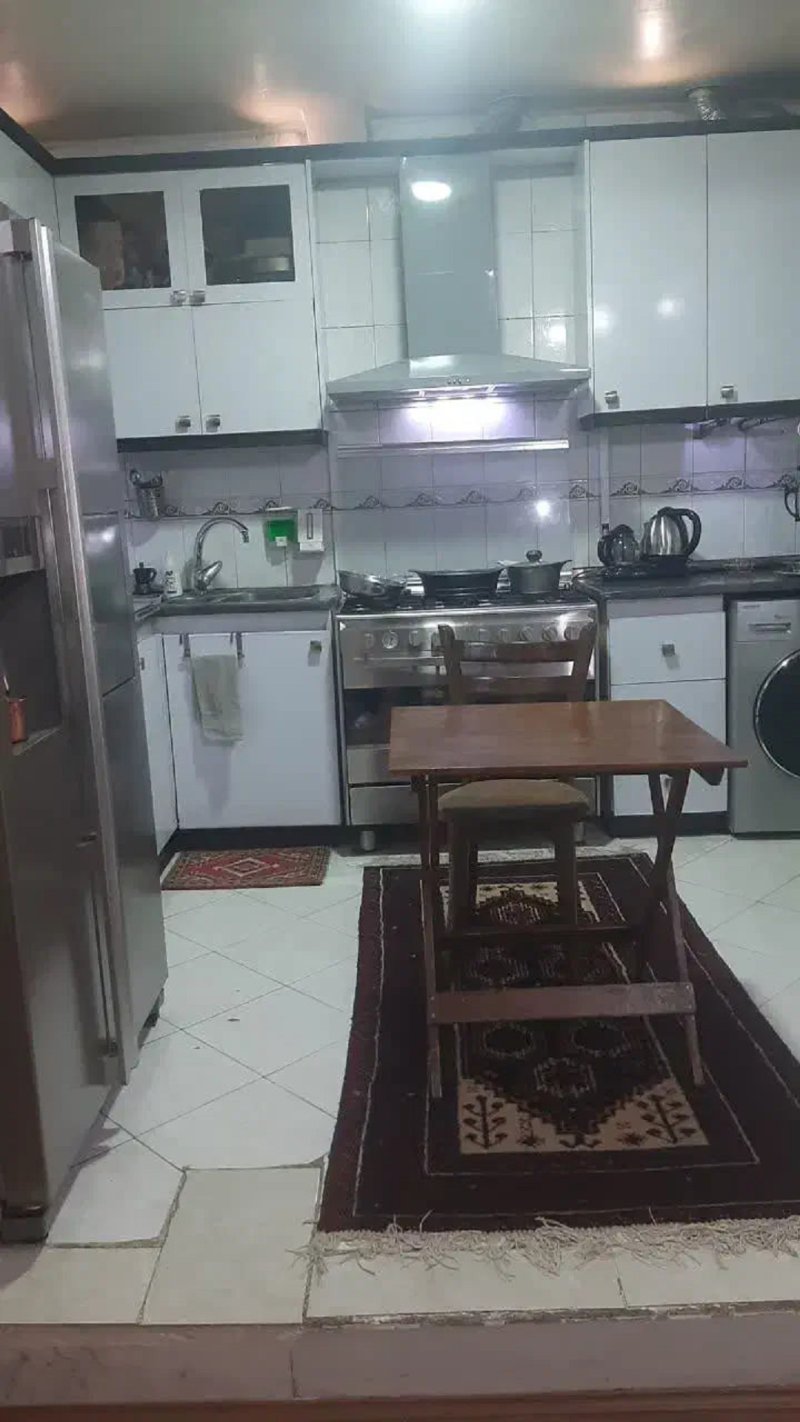 آپارتمان 88 متری دو خوابه در نازی آباد تهران13510020239