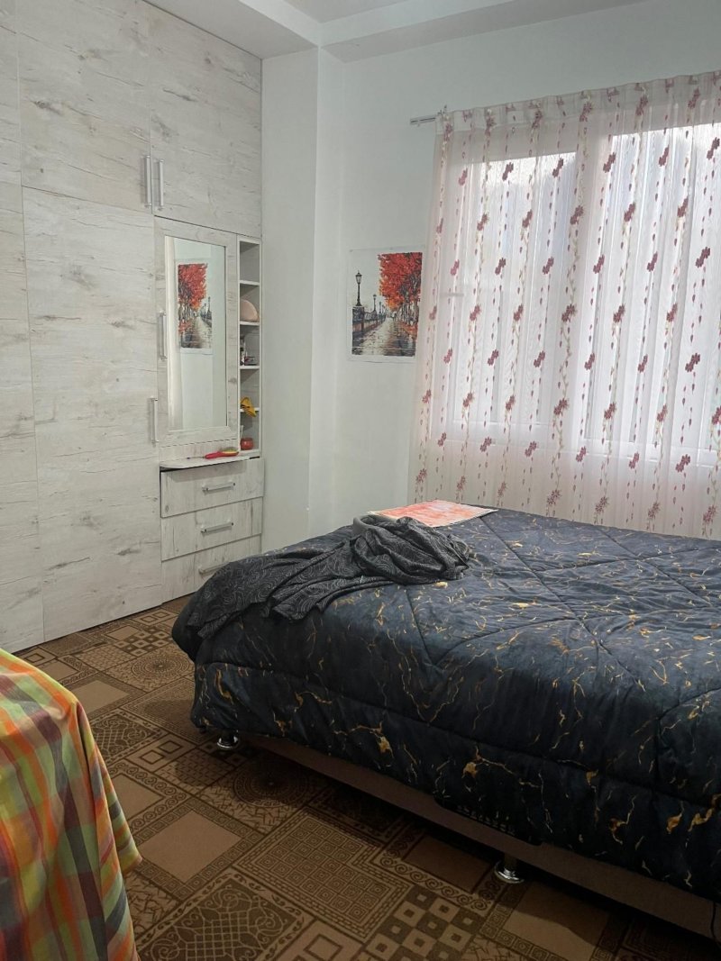 ویلا 400 متری سه خوابه در کلاردشت13504820137