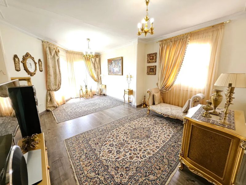 آپارتمان 74 متری یک خوابه در چیذر تهران13508320171