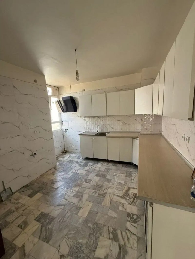 آپارتمان 100 متری دو خوابه در چیذر تهران13508620190