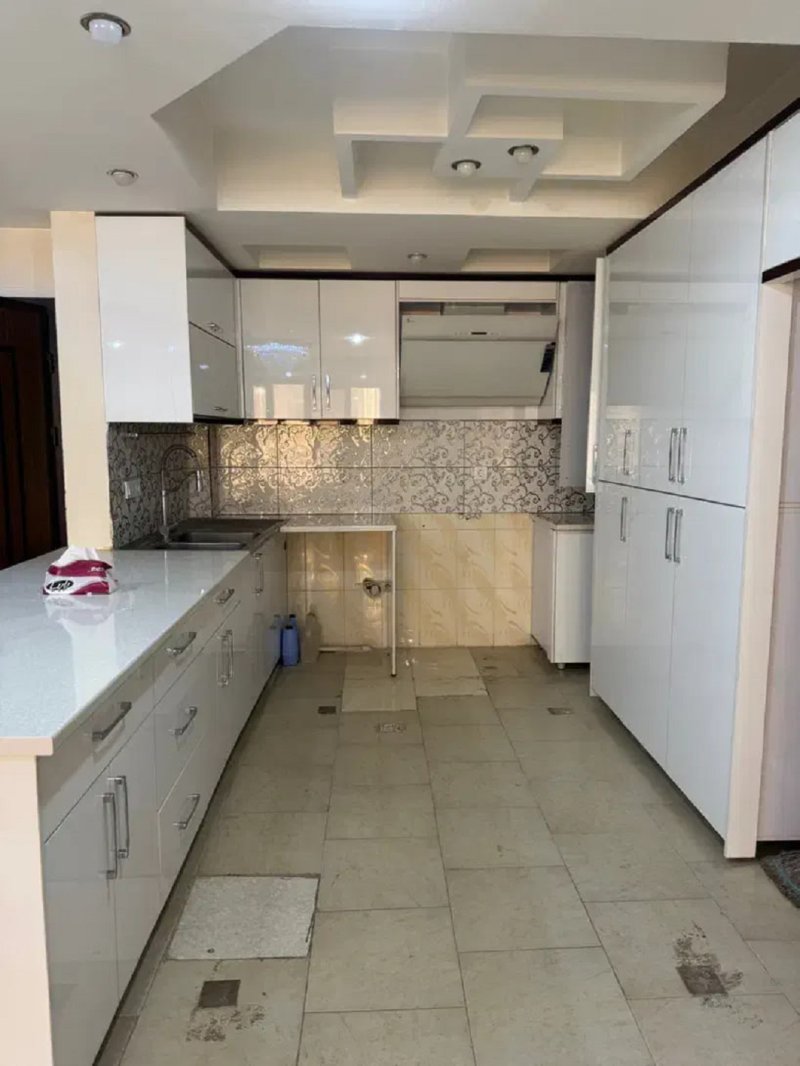 آپارتمان 89 متری دو خوابه در میدان بعثت کرج13530120583