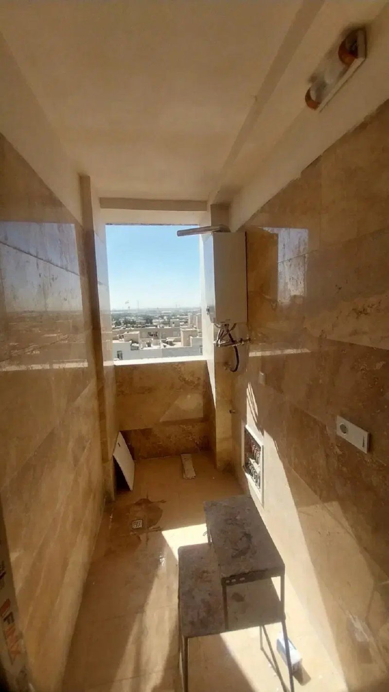 آپارتمان 110 متری دو خوابه در یافت آباد تهران13518520335