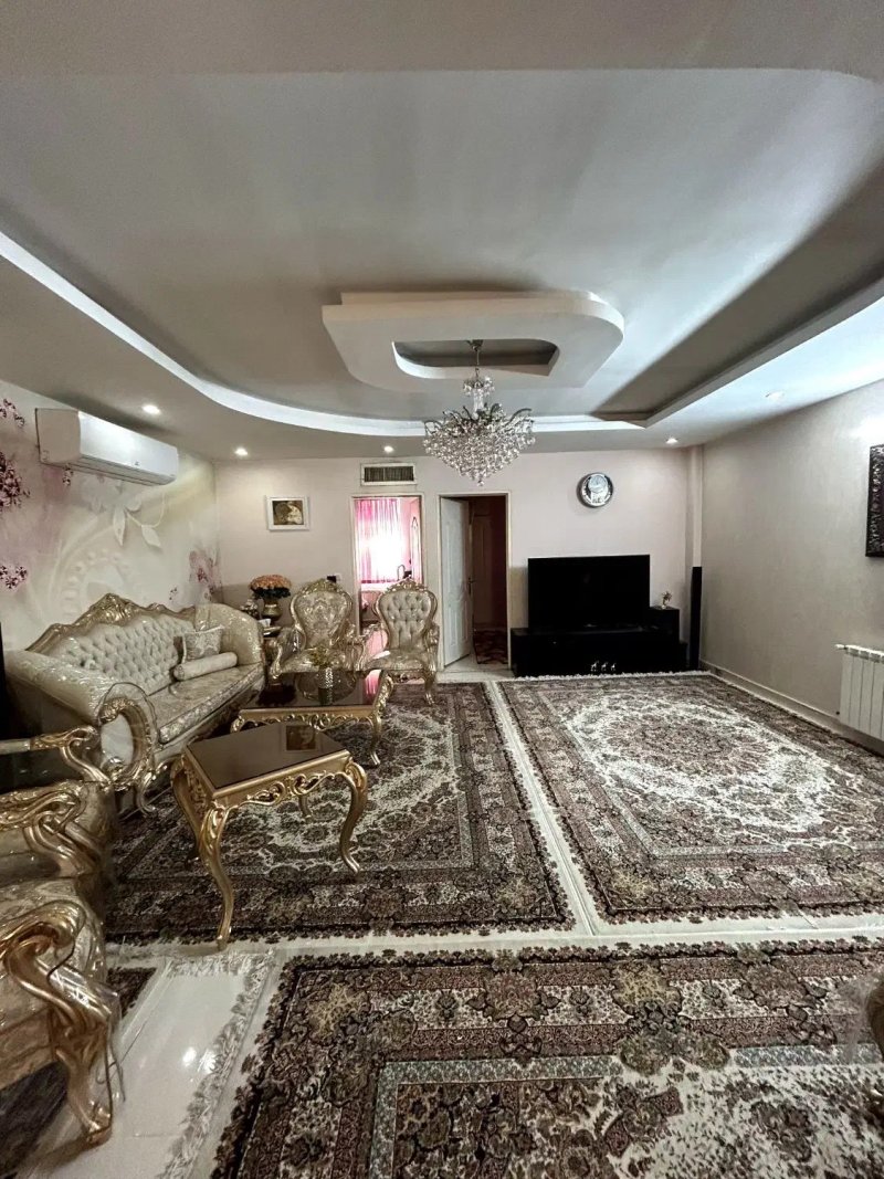 آپارتمان 88 متری دو خوابه در افسریه جنوبی تهران13524420443