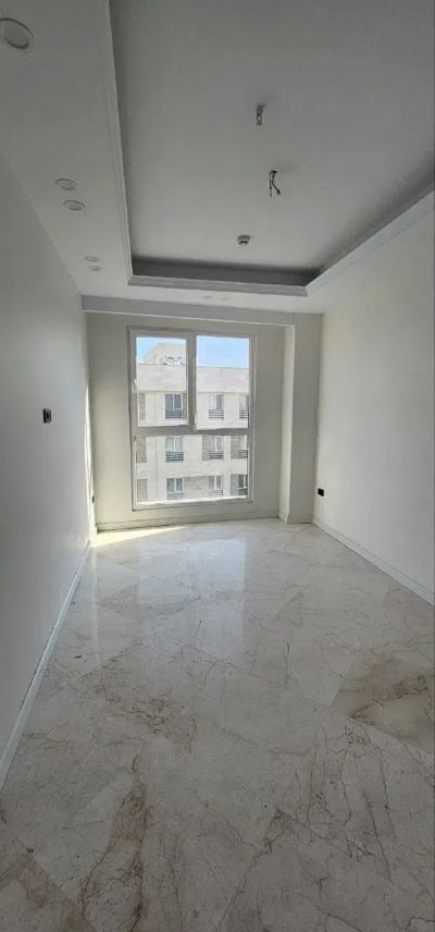 آپارتمان 149 متری سه خوابه در حسین آباد تهران