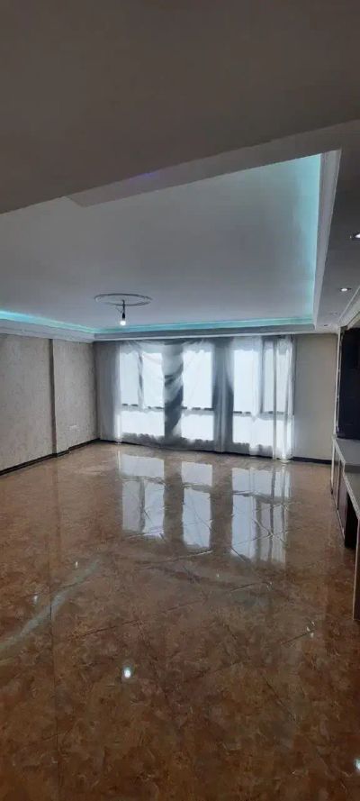 آپارتمان 98 متری دو خوابه در حشمتیه تهران