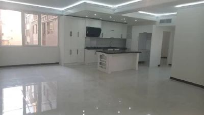 آپارتمان 110 متری دو خوابه در نازی آباد تهران