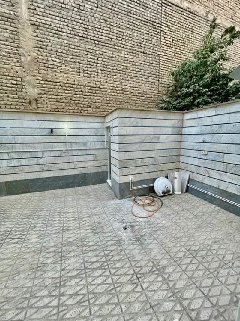 خانه 110 متری یک خوابه در ورامین تهران13530020577