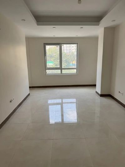 اداری 200 متری یک خوابه در میدان بعثت کرج