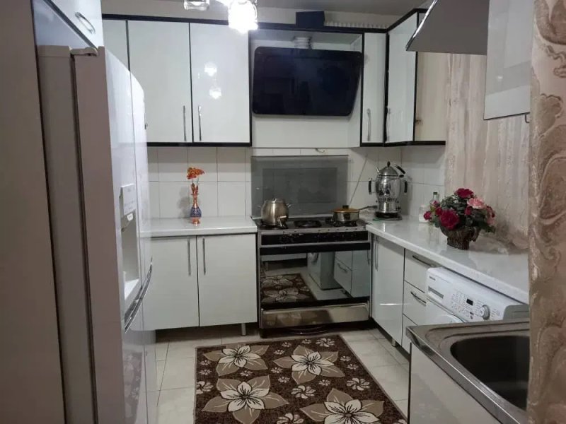 آپارتمان 62 متری دو خوابه در شادآباد تهران13518320329