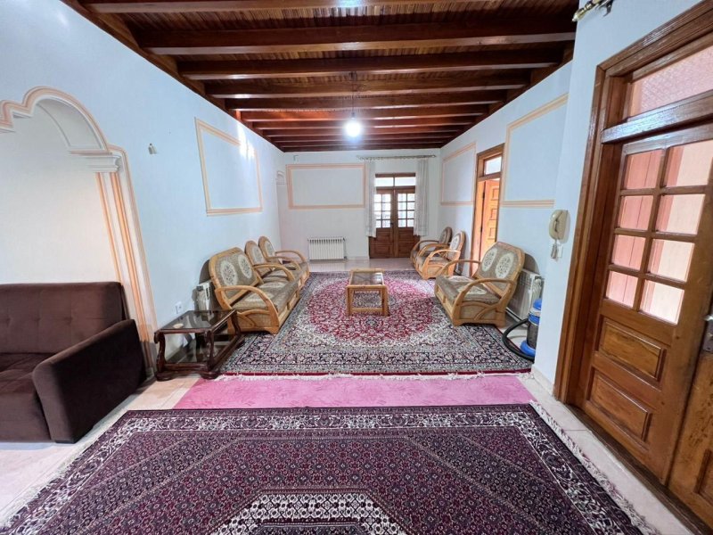 آپارتمان 150 متری چهارخوابه در کلاردشت13528720543