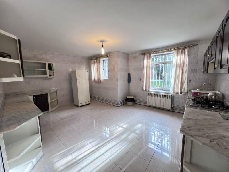 آپارتمان 150 متری چهارخوابه در کلاردشت13528720544