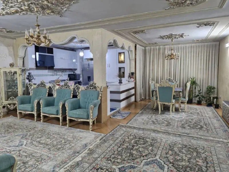 آپارتمان 100 متری دو خوابه در ورامین تهران13530420587