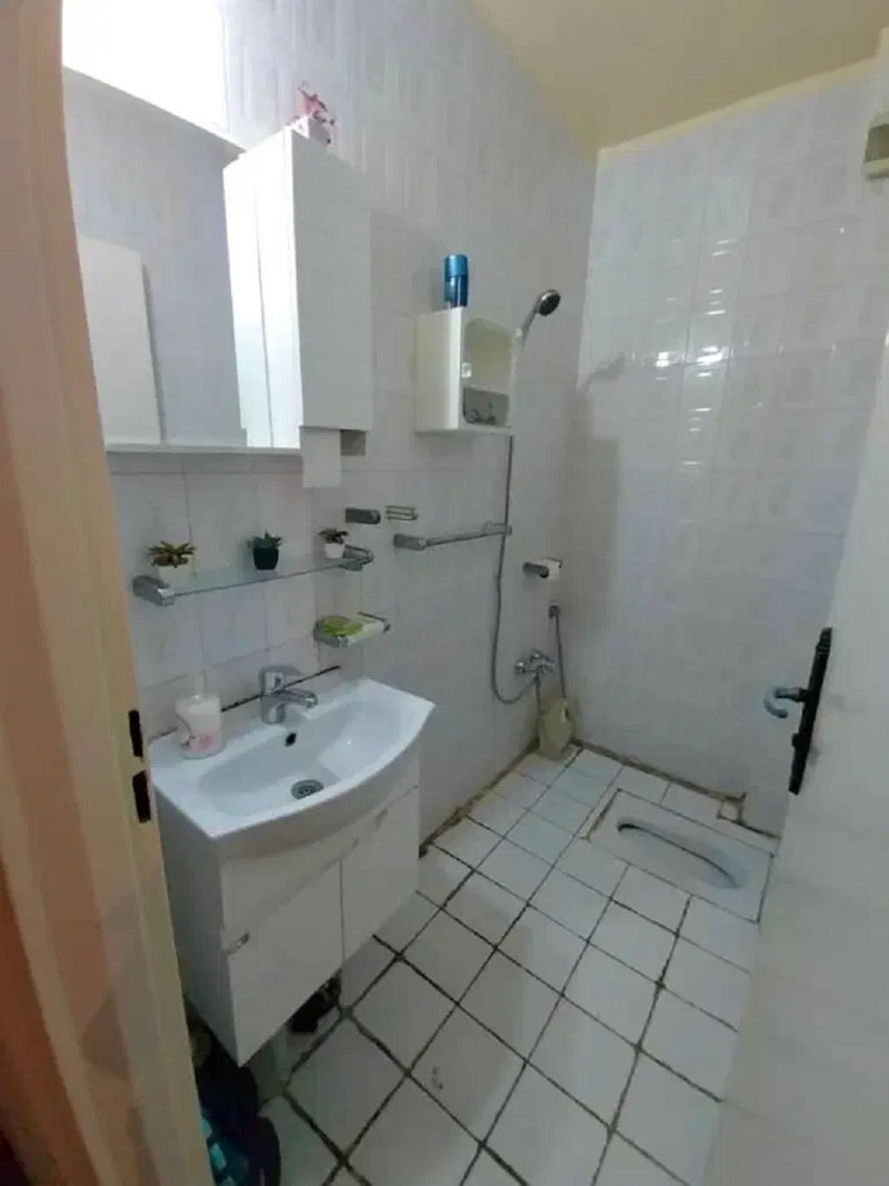 آپارتمان 72 متری دو خوابه در جنت آباد جنوبی تهران13521320385