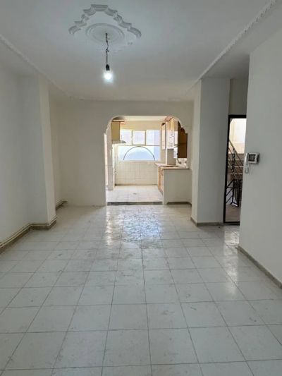 آپارتمان 62 متری دو خوابه در میدان بعثت کرج