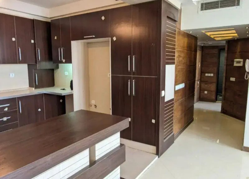 آپارتمان 104 متری دو خوابه در مرداویج اصفهان13544820884