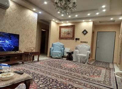 آپارتمان 158 متری سه خوابه در خیابان حامدی ورامین