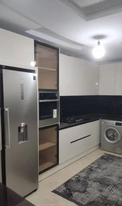 آپارتمان 131 متری سه خوابه در طالقانی ورامین