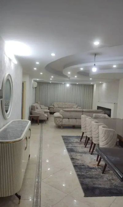 آپارتمان 131 متری سه خوابه در طالقانی ورامین