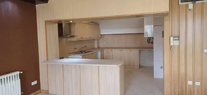 آپارتمان 70 متری یک خوابه در چهارباغ بالا اصفهان13544520880