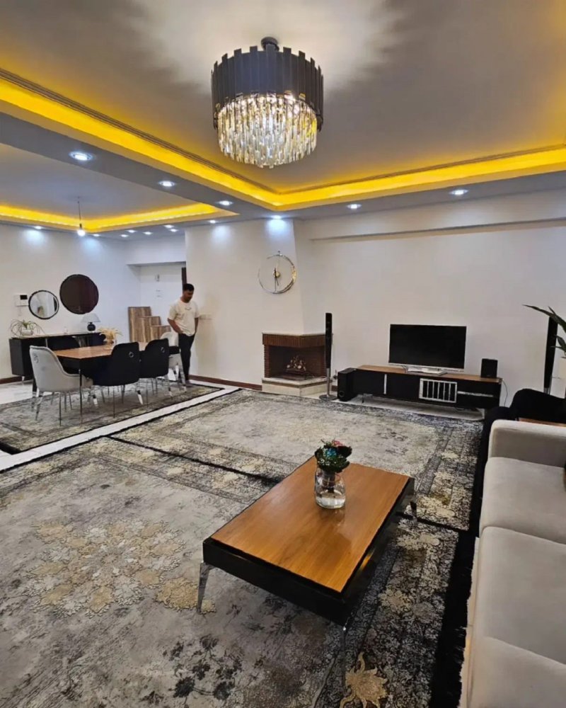 آپارتمان 105 متری دو خوابه در عظیمیه کرج13543220857