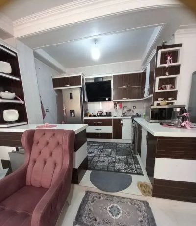 آپارتمان 70 متری دو خوابه در بلوار باهنر ورامین