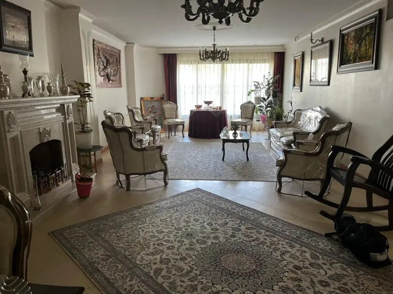 آپارتمان 225 متری چهارخوابه در کوی امام اصفهان13545820896