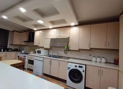 آپارتمان 121 متری دو خوابه در بلوار شهدا ورامین