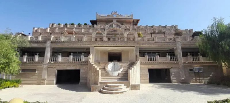 آپارتمان 300 متری سه خوابه در مهرشهر کرج13542820847