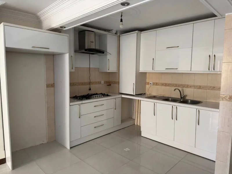 آپارتمان 87 متری دو خوابه در میدان بعثت کرج13534820702