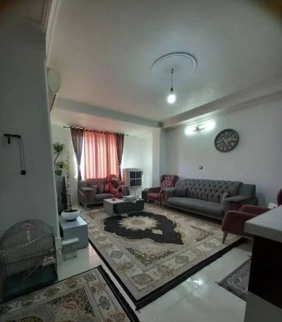 آپارتمان 70 متری دو خوابه در بلوار باهنر ورامین