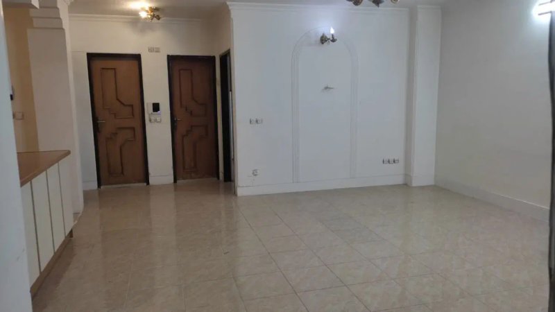 آپارتمان 75 متری دو خوابه در شیخ صدوق شمالی اصفهان13544420878