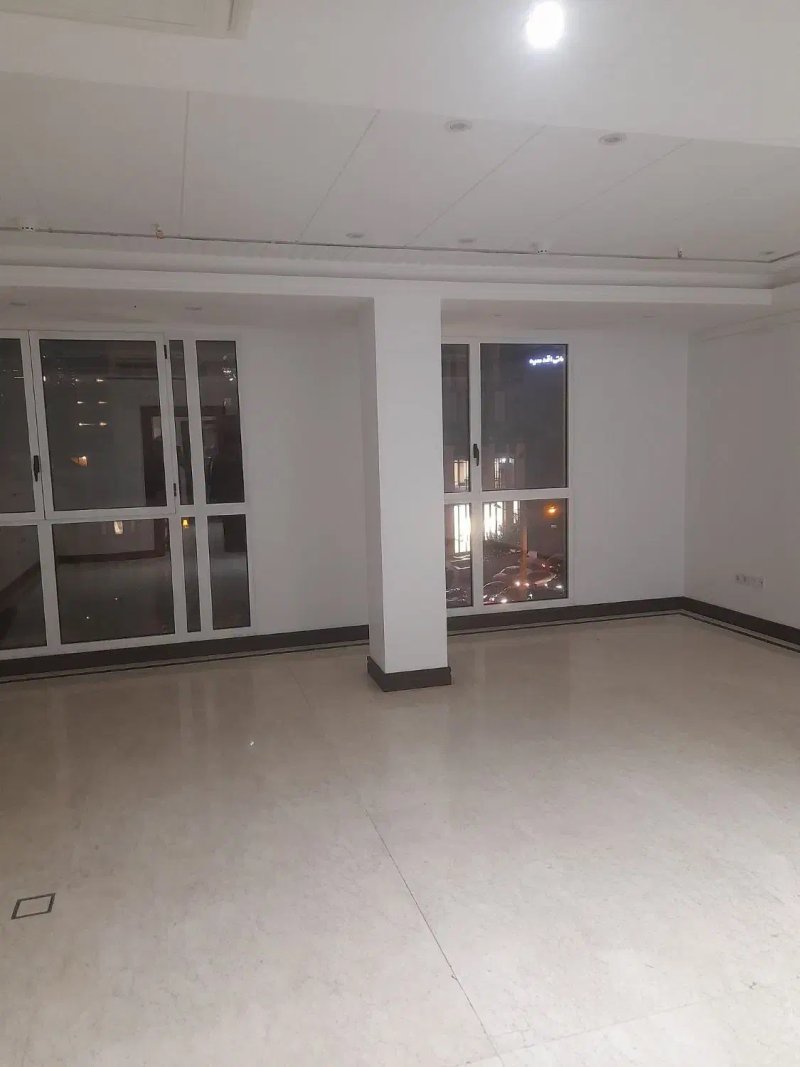 اداری 145 متری سه خوابه در دزاشیب تهران13555721084