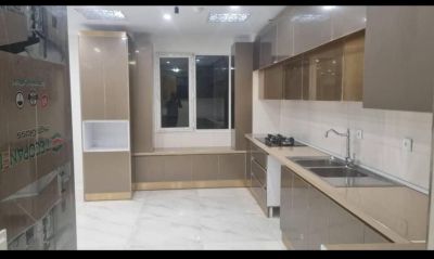 آپارتمان 123 متری دو خوابه در شهرک فجر ورامین