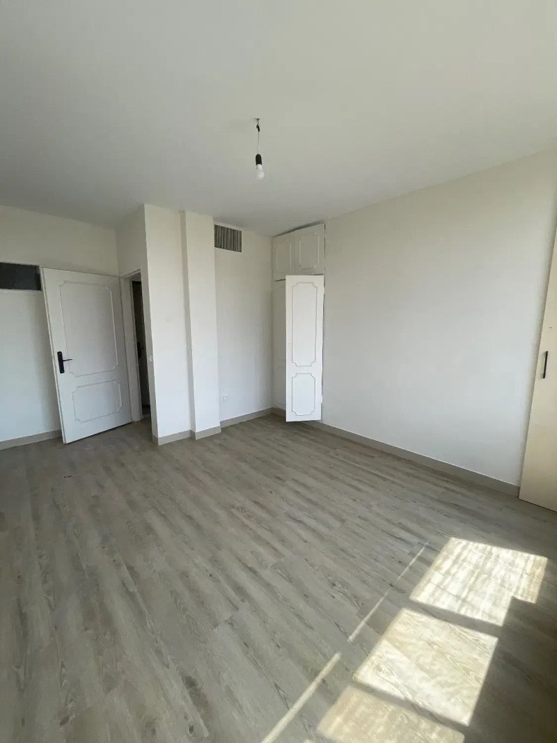 آپارتمان 121 متری دو خوابه در مهران تهران13550320978