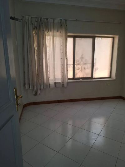 آپارتمان 92 متری دو خوابه در شیخ هادی تهران