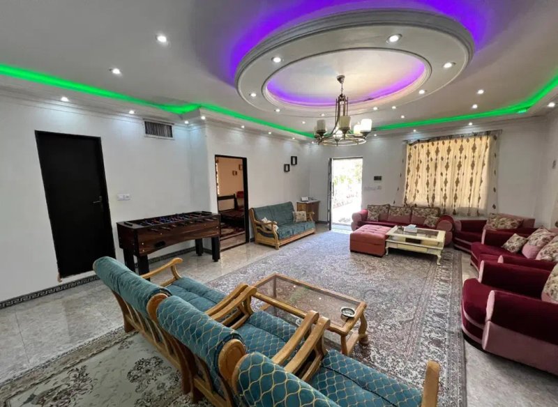 ویلا 1000 متری یک خوابه در ورامین13556921099