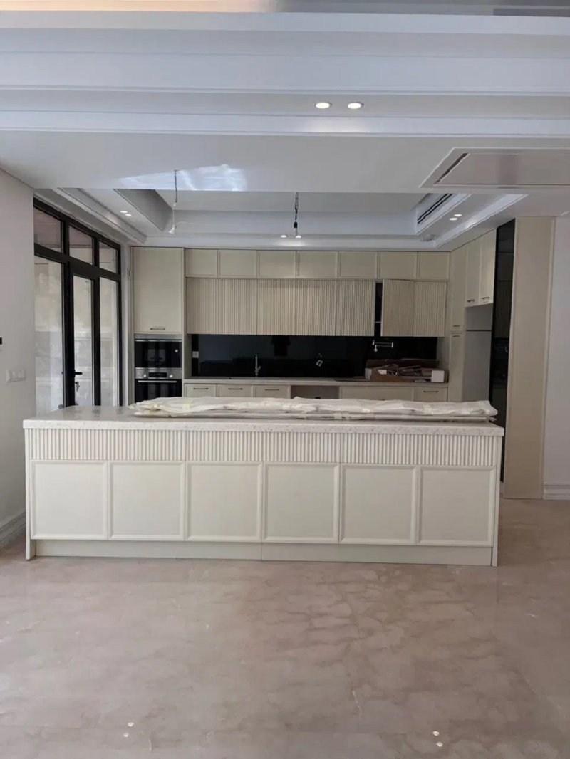 آپارتمان 190 متری سه خوابه در اختیاریه تهران13548420946