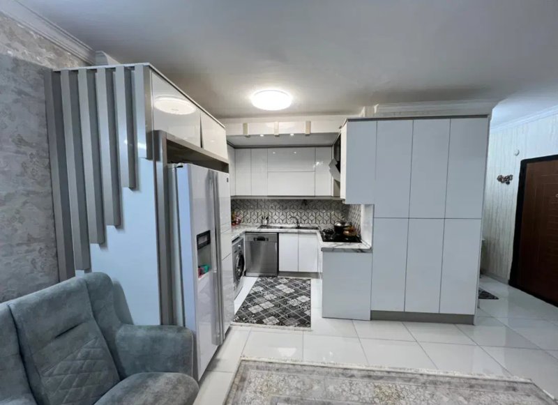 آپارتمان 74 متری دو خوابه در ورامین13558721126