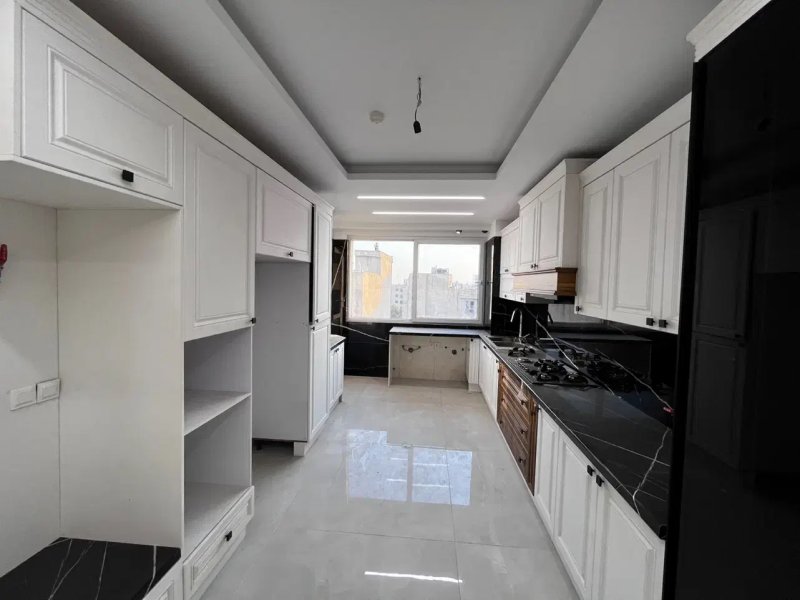 آپارتمان 122 متری دو خوابه در قیطریه تهران13561221160