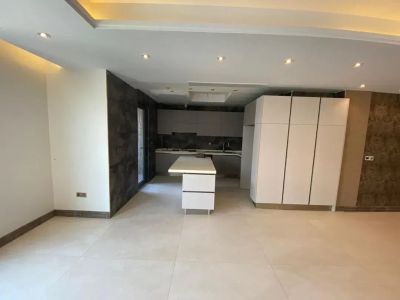 آپارتمان 165 متری سه خوابه در گیشا تهران