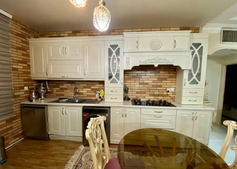 آپارتمان 98 متری دو خوابه در ورامین13548020932