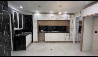 آپارتمان 160 متری سه خوابه در شهرک فجر ورامین