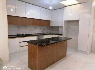 آپارتمان 101 متری دو خوابه در شهرک فجر ورامین