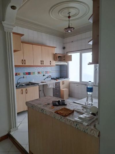 آپارتمان 92 متری دو خوابه در شیخ هادی تهران