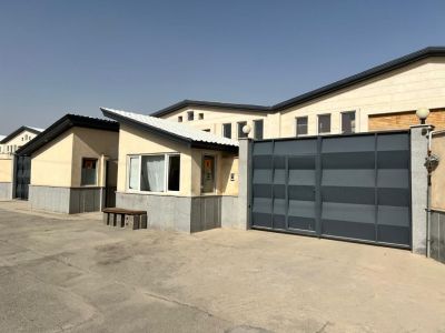 تجاری 420 متری یک خوابه در ورامین