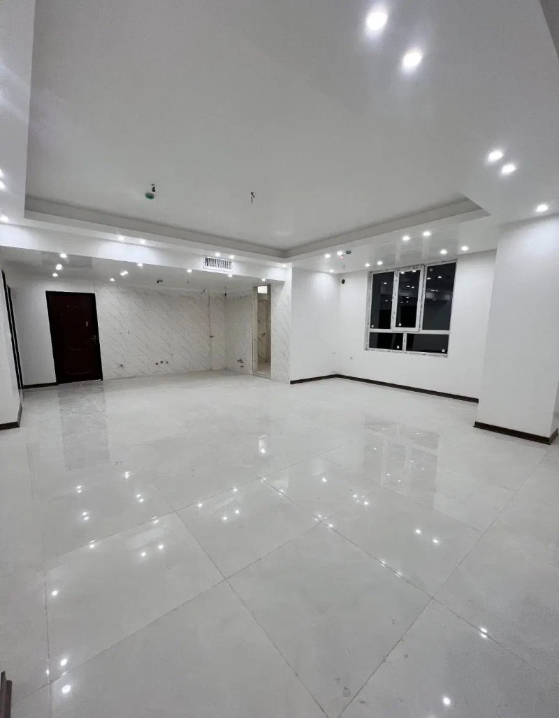 آپارتمان 125 متری دو خوابه در ورامین13557121102