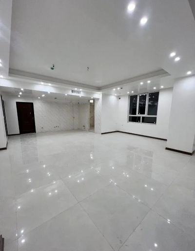 آپارتمان 125 متری دو خوابه در ورامین