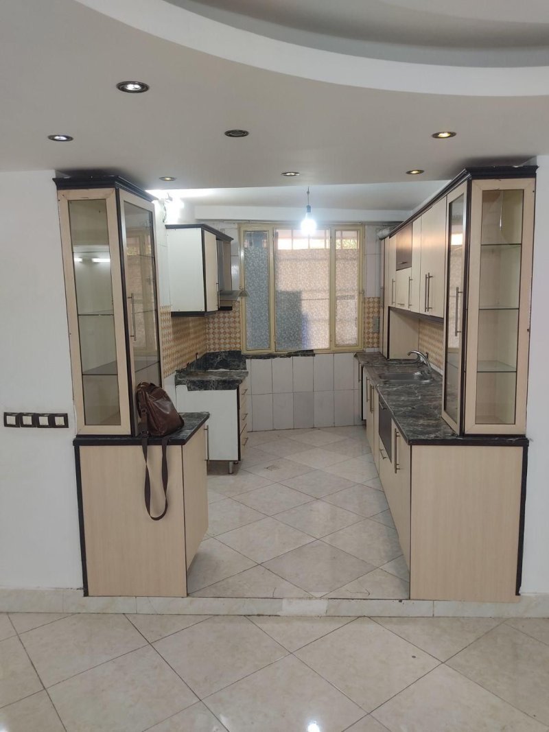 آپارتمان 130 متری دو خوابه در ورامین13554921066