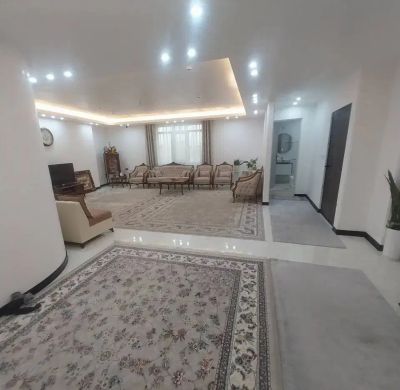 آپارتمان 130 متری دو خوابه در ورامین