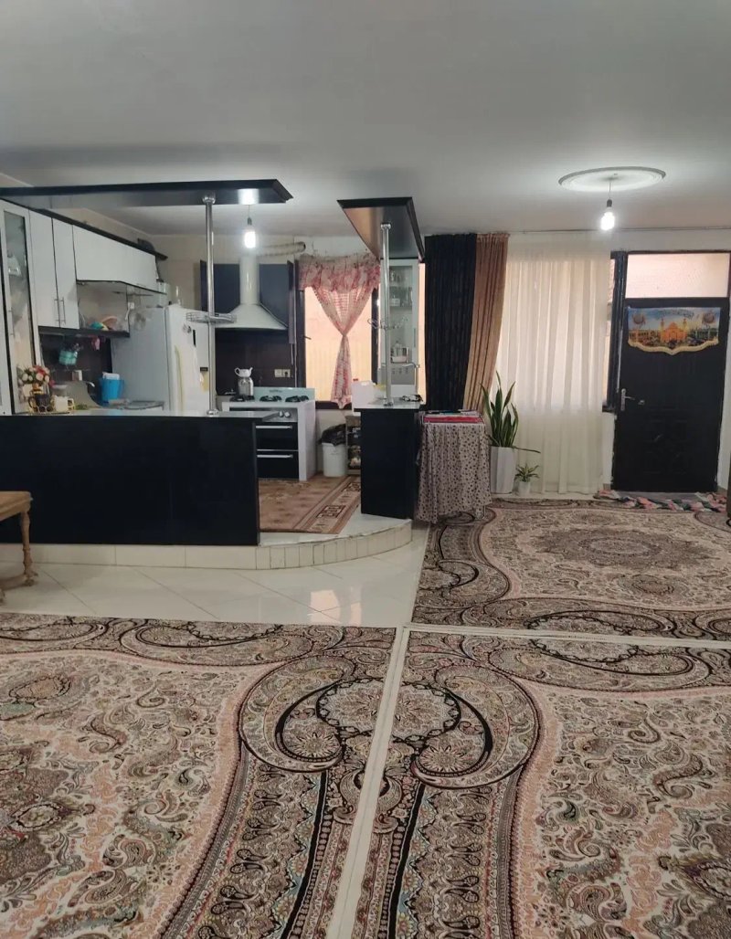 آپارتمان 100 متری دو خوابه در ورامین13554221050